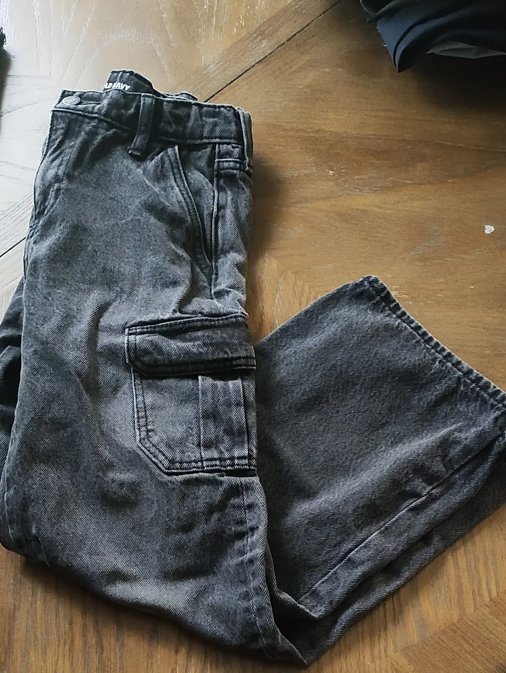 Old Navy Girl's Faded Black Cargo Jeans